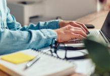 La búsqueda fonética y figurativa