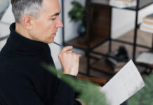 ¿Puedo registrar la obra de un familiar fallecido?